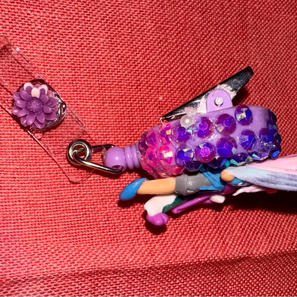Colorful Character Key Holder - Picture 6 of 6